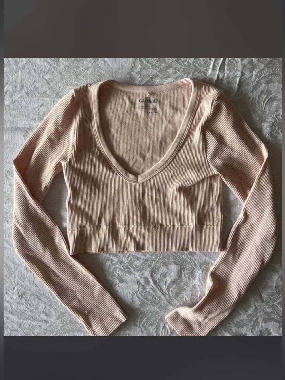 garage pale pink ribbed long sleeve cropped top size m